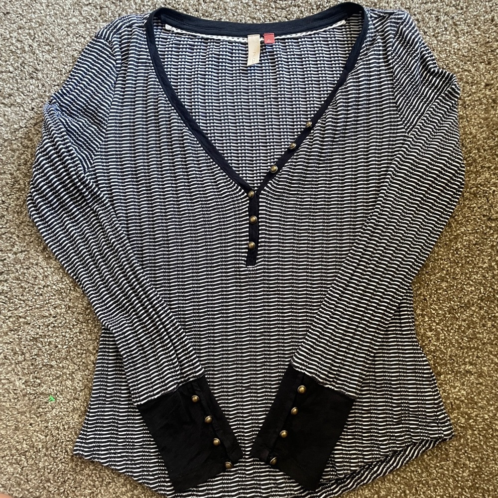 Pilcro Gray Ribbed Buttoned Blouse